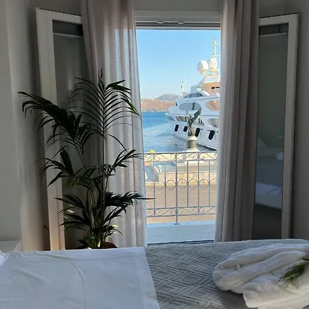 The Nook アパート エルムポリ