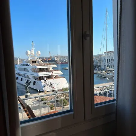 The Nook アパート